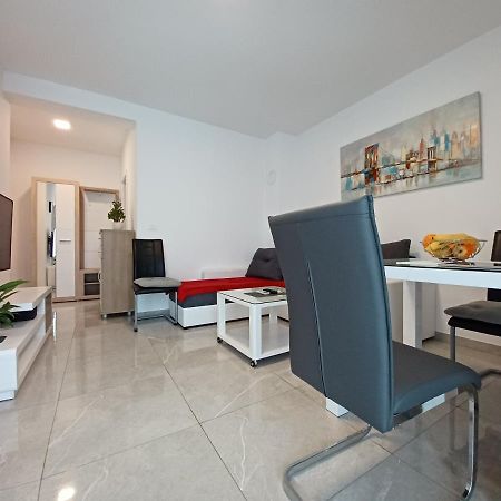 Apartments Leon 2 Novigrad Istria Exterior foto